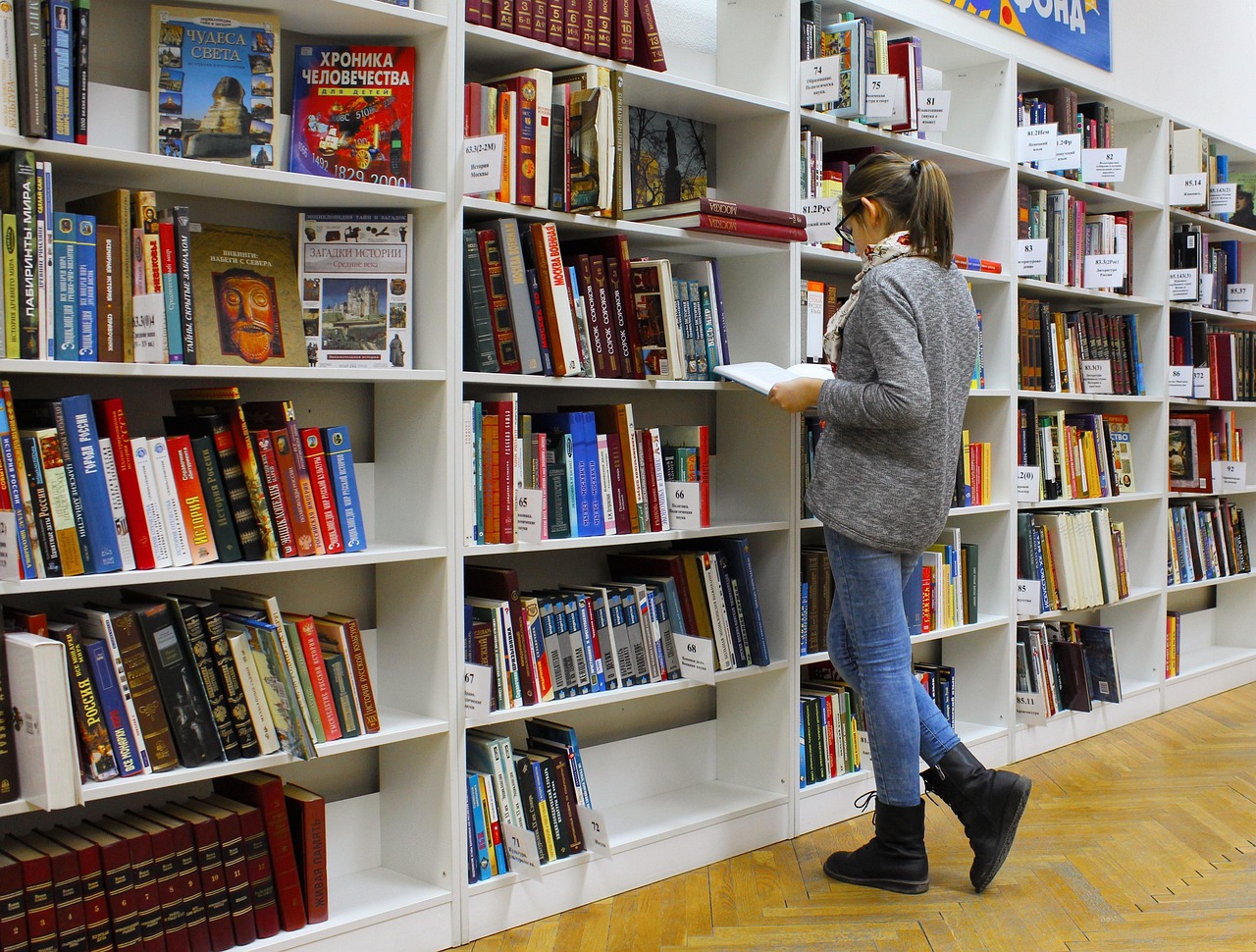 A practical guide to building a simple archive